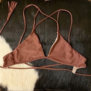 Acacia Merlot Top Medium